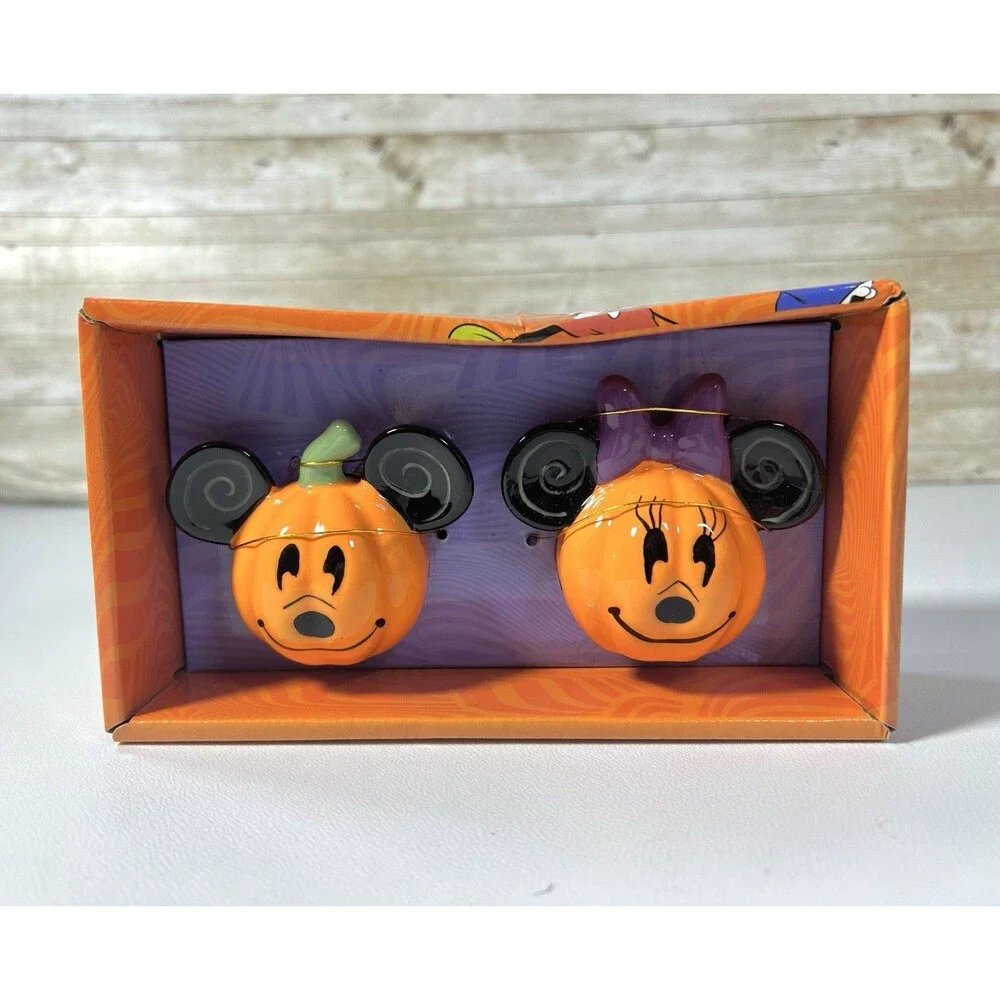 Disney Mickey Minnie Mouse Halloween Jack OLantern Ceramic Salt & Pepper Shakers